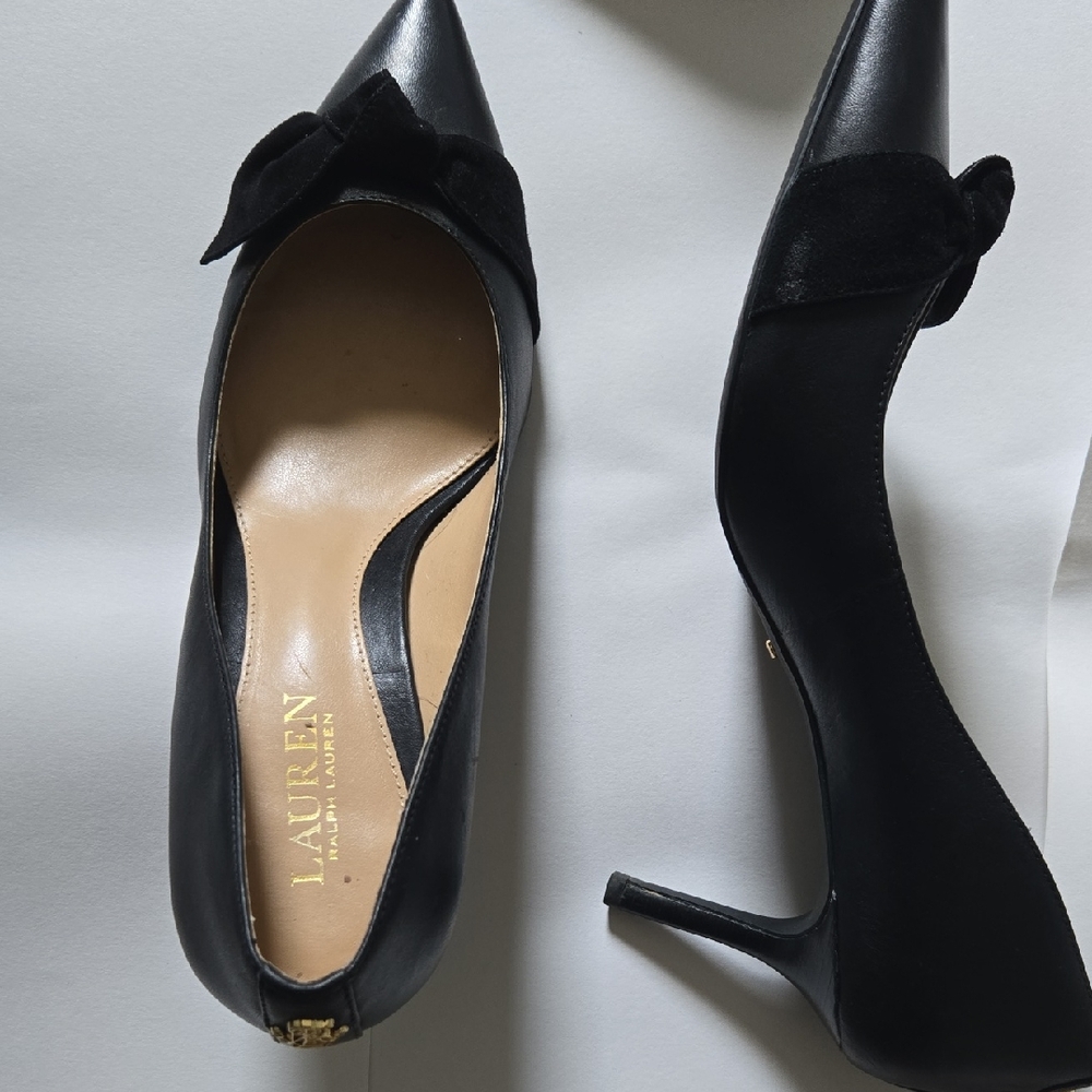 Ralph Lauren Double RL Black Heels with Pointed Toe